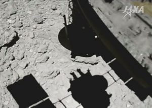 La discesa di Hayabusa2 sull’asteroide Ryugu 3