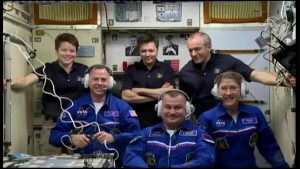 Di nuovo in sei sulla ISS dopo l’attracco della Sojuz MS-12 18