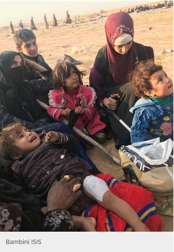 SIRIA - Croce Rossa Internazionale: "Il campo di Al Hol è al collasso, oltre 12.000 donne e bambini sono arrivati in sole 48 ore" 1