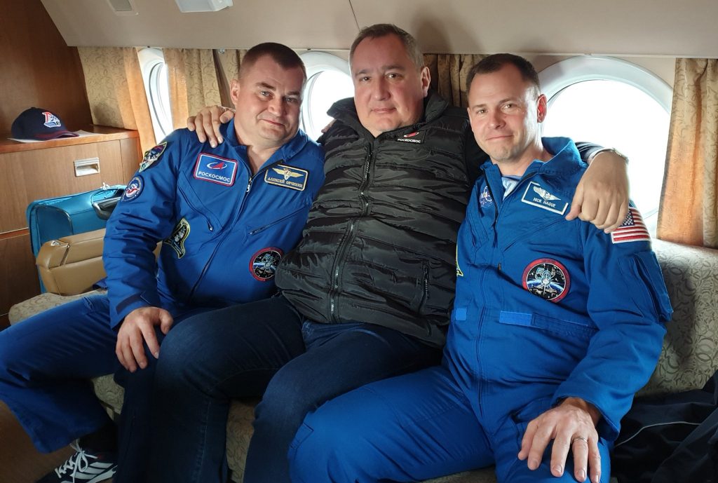 Di nuovo in sei sulla ISS dopo l’attracco della Sojuz MS-12 3