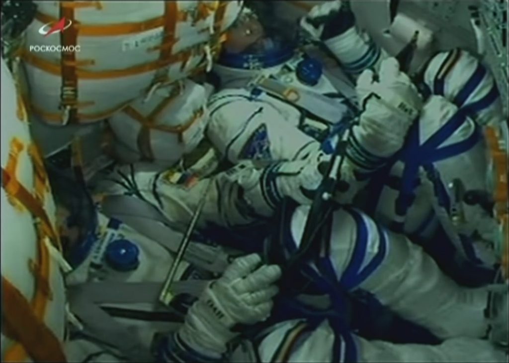 Di nuovo in sei sulla ISS dopo l’attracco della Sojuz MS-12 6