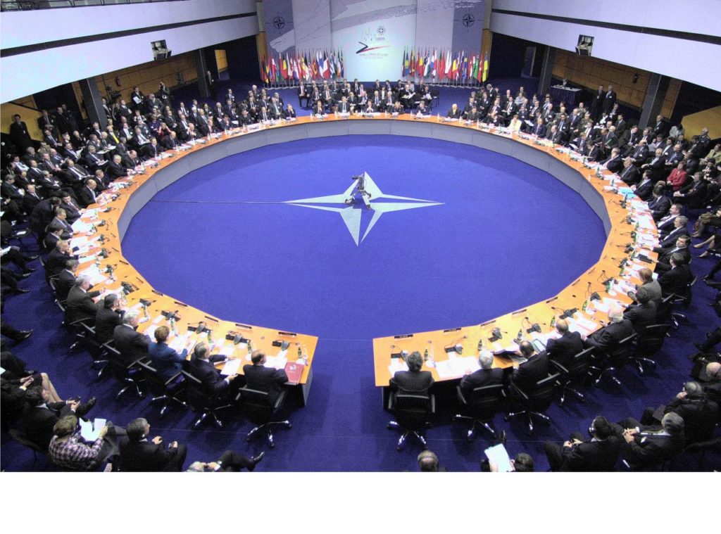 Il ministero degli Esteri russo ha presentato il progetto di trattato con gli Stati Uniti e la NATO sulle garanzie di sicurezza 1