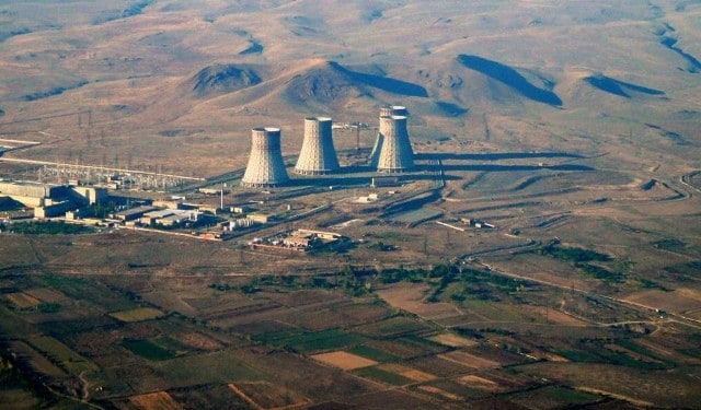 L' Azerbaigian minaccia di attaccare una centrale nucleare armena per produrre una catastrofe nucleare 1