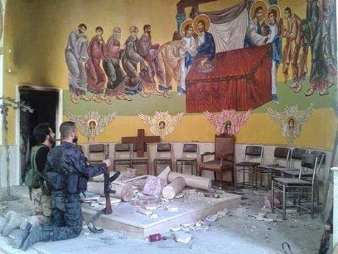 2014: Sette mesi dopo la presa e la devastazione totale del sito cristiano di Maaloula da parte delle milizie islamiste di Al Nusra, il villaggio fu liberato grazie ad un'offensiva condotta dagli Hezbollah libanesi appoggiati dall'esercito regolare siriano e da alcuni giovani del villaggio autocostituitisi in una milizia civica. Fu ancora grazie all'impegno degli Hezbollah che molti villaggi cristiani del Qalamoun siriano furono liberati dai takfiri fanatici.