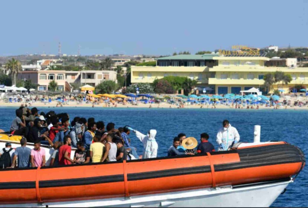 Migranti: il sindaco di Lampedusa chiede un incontro direttamente al presidente tunisino 3