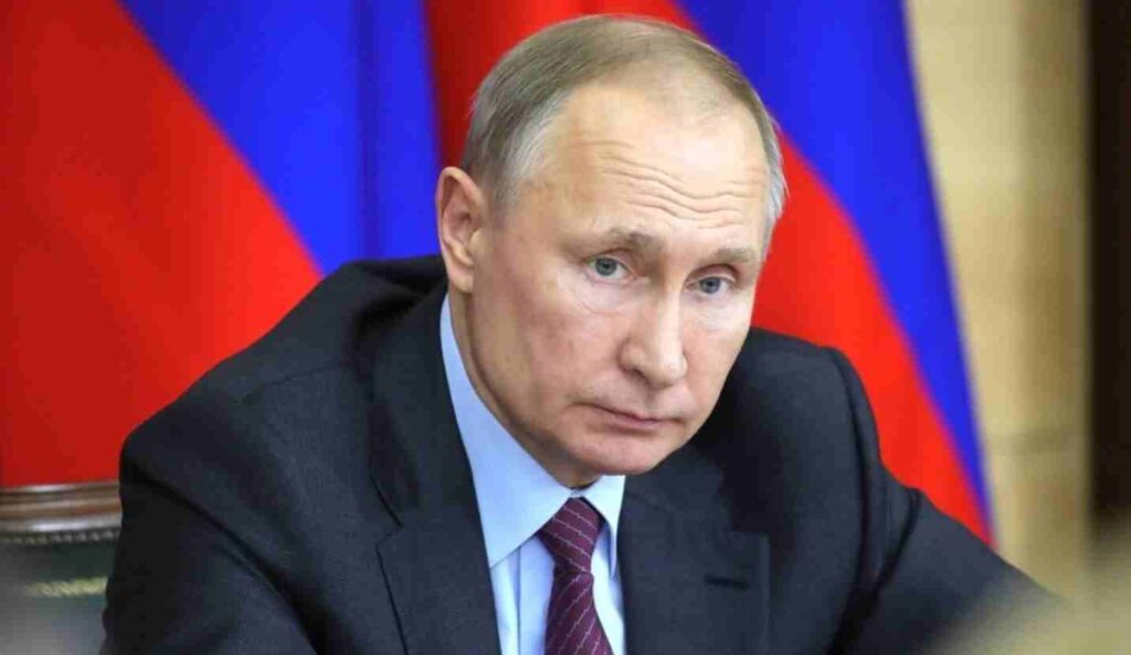 Putin: "La stessa Ue taglia il ramo" su cui è seduta 1