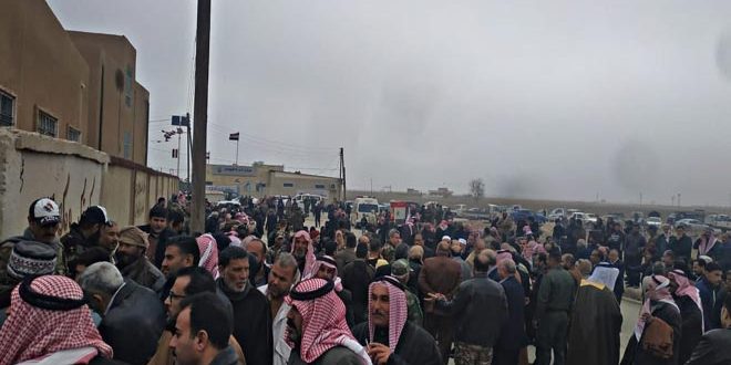 Il 12-01-2022 nel centro speciale del villaggio di Al-Sabha, nella parte occidentale della provincia di Raqqa, è iniziato un processo globale di risoluzione dello status dei cittadini.